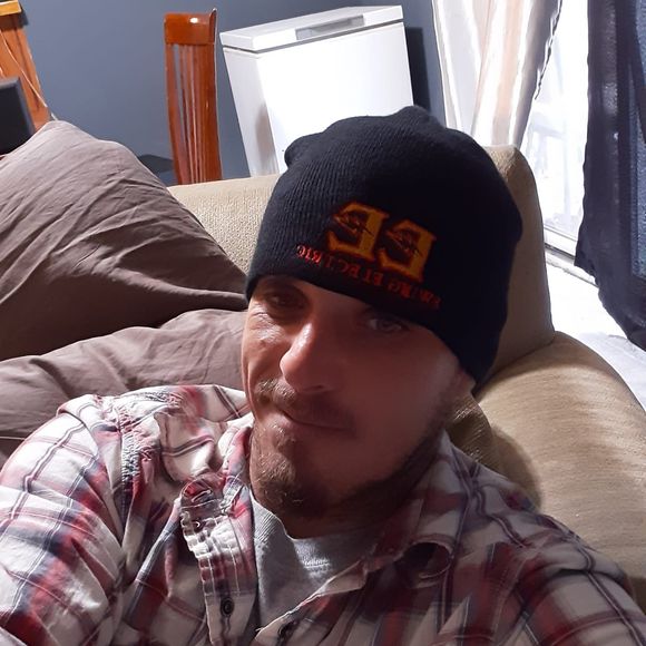 Meet your Posher, Josh - Picture 1 of 1